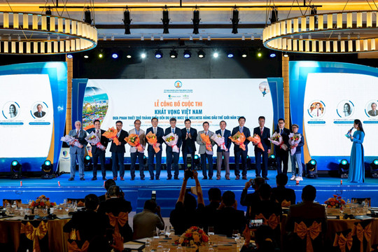 Cuộc thi viết về du lịch Bình Thuận:
Dời thời gian trao giải sang năm 2024