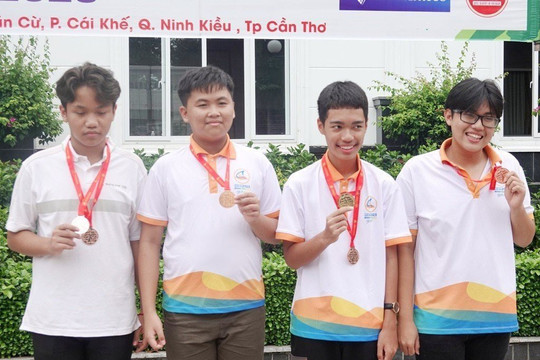 Binh Thuan won 4 medals at the National Junior Chess Championship 2023