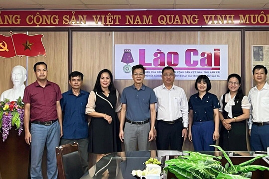 Báo Bình Thuận làm việc với Báo Lào Cai về thực hiện cơ chế tự chủ, Nhà nước đặt hàng