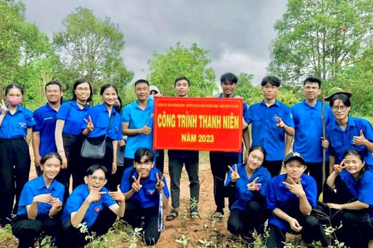 Huyện đoàn Hàm Thuận Nam: 
Trồng 1.000 cây xanh tại Khu bảo tồn thiên nhiên Tà Cú 