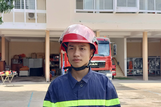 Vụ cháy trên đường Hải Thượng Lãn Ông: Chiến sĩ PCCC kể lại thời điểm đưa nạn nhân đi cấp cứu