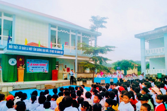 Hàm Thuận Bắc:
Các trường vùng cao rộn ràng ngày khai trường
