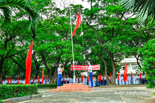 Trường THPT Hàm Thuận Bắc: Hơn 1.900 học sinh chào đón năm học mới