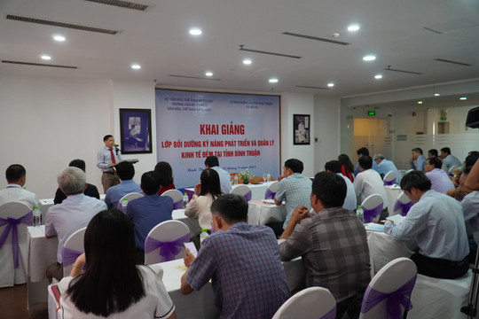 

Bồi dưỡng kỹ năng phát triển và quản lý kinh tế đêm tại Bình Thuận