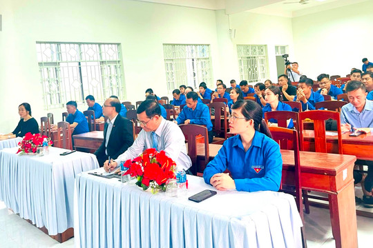 55 đại biểu tham gia lớp tập huấn cán bộ Đoàn cấp huyện
