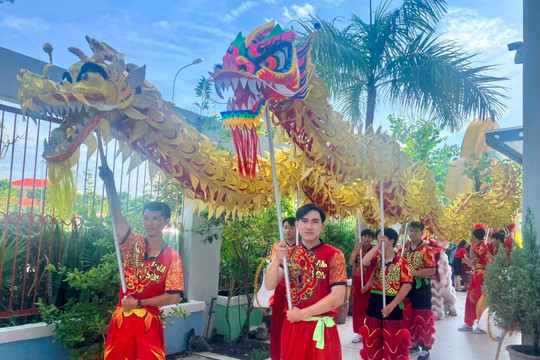 
Cho phép Bình Thuận tổ chức Giải vô địch các câu lạc bộ Lân sư rồng quốc gia lần thứ III 