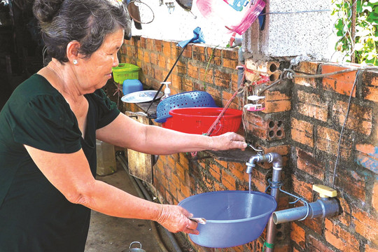 Xây dựng nông thôn mới năm 2023 ở Hàm Thuận Nam: Gỡ vướng nước sạch như đêm 30 tết