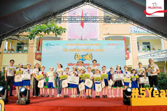 
Dự án giáo dục tài chính Cha-Ching:
Trang bị kiến thức quản lý tài chính thông minh cho hơn 100.000 trẻ em Việt