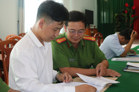 Tháo gỡ khó khăn trong công tác ở Hội Luật gia huyện Hàm Thuận Nam