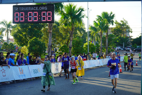 
Trao giải Marathon – Hành trình xanh 2023:
 Runner trải nghiệm cung đường chạy đẹp bậc nhất Phan Thiết