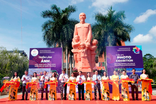 Binh Thuan kicked off Vietnam’s second international photography festival