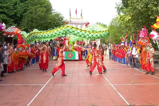 The Influence of Thay Thim Palace Cultural - Tourism Festival