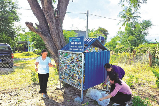 Xây dựng nông thôn mới năm 2023 ở Hàm Thuận Nam: “Ngôi nhà xanh” thu gom rác thải ở Hàm Cường