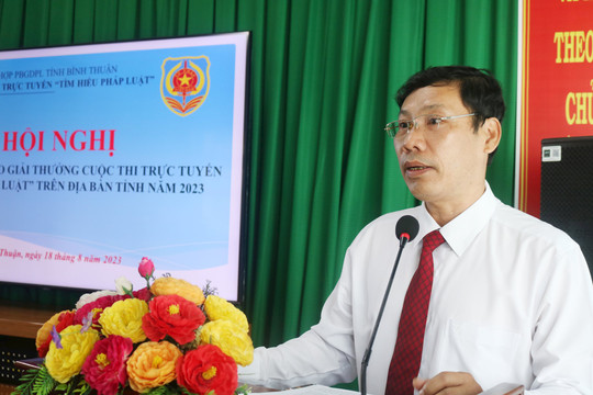 Kỷ niệm 11 năm Ngày Pháp luật Việt Nam (9/11): Đổi mới tuyên truyền pháp luật có trọng tâm, sát thực tế