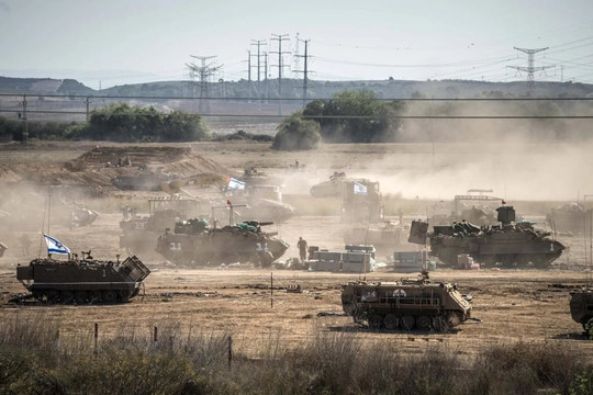 Quân đội Israel thọc sâu TP Gaza, tuyên bố cô lập thủ lĩnh Hamas