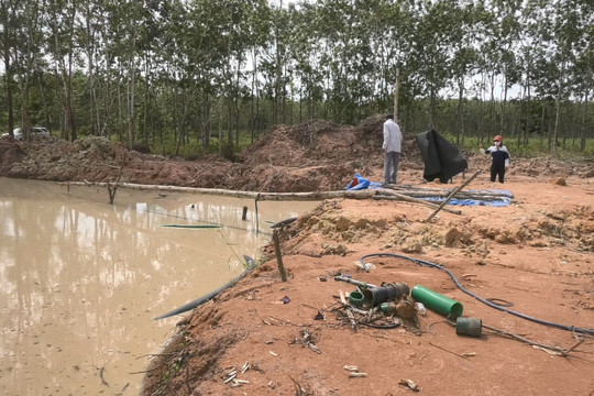 Kiểm tra các khu vực khai thác khoáng sản tại Tánh Linh