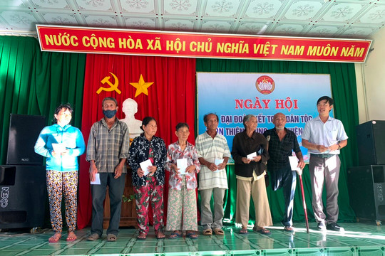 Ngày hội Đại Đoàn kết toàn dân tộc tại thôn Thiện Trung