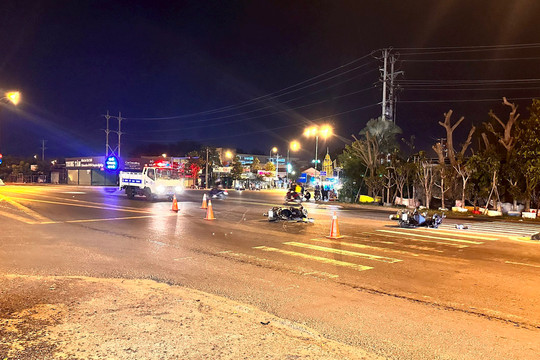 Phan Thiết: 2 xe máy va chạm trên quốc lộ, 1 người tử vong