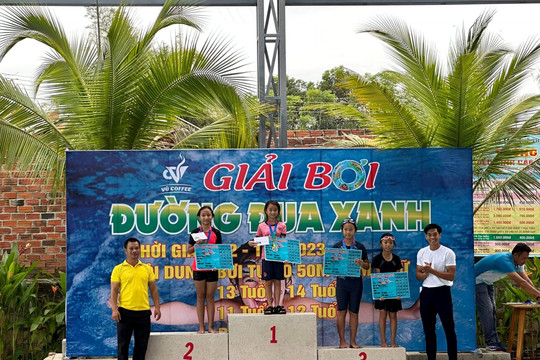 Hàm Tân: Giải bơi Đường đua xanh