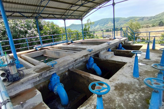 Đầu tư xây dựng mở rộng các hệ thống cấp nước sinh hoạt