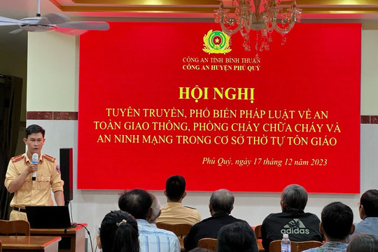 Phổ biến kiến thức pháp luật đến tăng ni, phật tử huyện Phú Quý