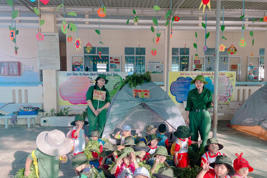 Tuy Phong: Nhiều hoạt động giáo dục hướng về Ngày thành lập Quân đội nhân dân Việt Nam 