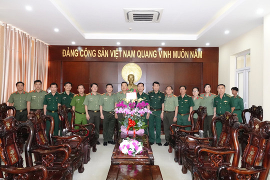 Công an tỉnh thăm, chúc mừng Ngày thành lập Quân đội nhân dân Việt Nam