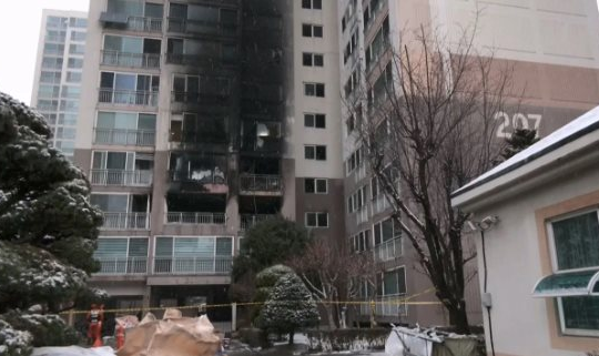 Hàn Quốc: Chung cư 27 tầng tại Seoul cháy lớn ngay sớm Giáng Sinh, 31 người thương vong
