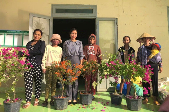 Phụ nữ Hàm Thuận Bắc: Thực hiện 23 công trình, phần việc xây dựng nông thôn mới