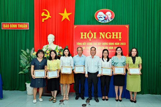Đảng ủy Báo Bình Thuận:﻿ Khẳng định vai trò lãnh đạo trong hoạt động chuyên môn