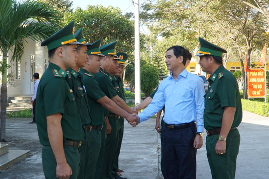 Bí thư Tỉnh ủy chúc tết tại Hàm Thuận Nam