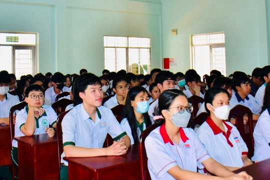 
Bình Thuận có 14 học sinh đoạt giải Kỳ thi chọn học sinh giỏi quốc gia THPT