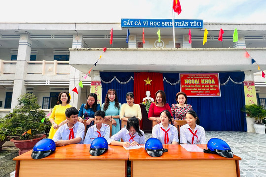 Trường THCS Nguyễn Du: Điển hình trong phong trào toàn dân bảo vệ an ninh Tổ quốc