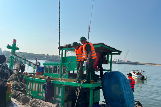 Công tác giám sát sản lượng lên bến, truy xuất nguồn gốc thủy sản khai thác còn khó khăn