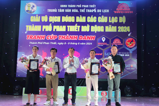 89 vận động viên tranh tài Giải vô địch bóng bàn các câu lạc bộ thành phố Phan Thiết mở rộng