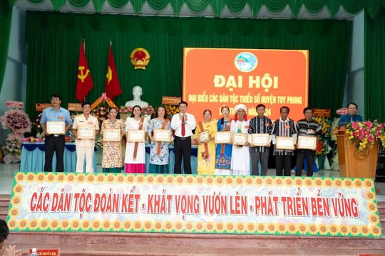 Đại hội đại biểu dân tộc thiểu số huyện Tuy Phong lần thứ IV
