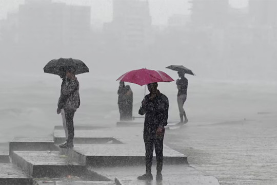 Lũ lụt ảnh hưởng hàng triệu người ở khắp Nam Á