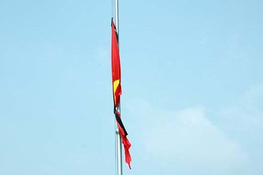 Treo cờ rủ trong 2 ngày Quốc tang đồng chí Nguyễn Phú Trọng, Tổng Bí thư Ban Chấp hành Trung ương Đảng Cộng sản Việt Nam