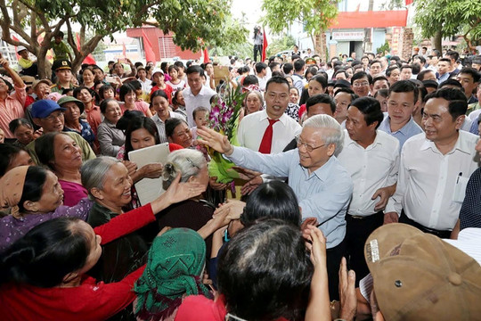 Khi lòng dân lay động