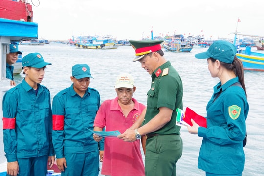 “Sao vuông biển” chung tay gỡ thẻ vàng