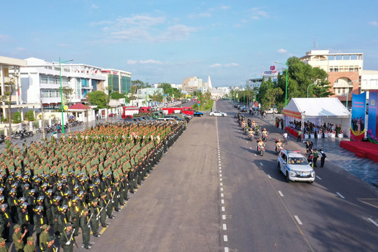 Đánh trúng, đánh mạnh tất cả các loại tội phạm 