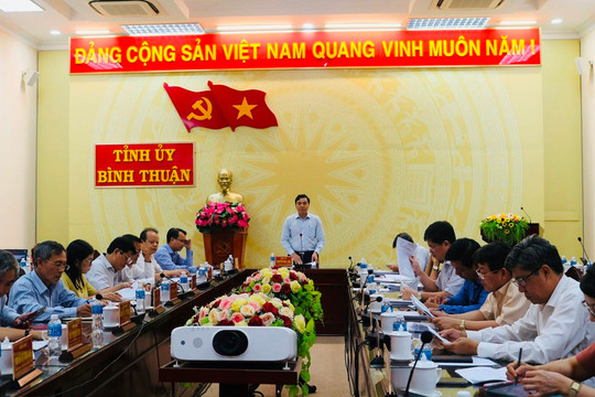 Ban Thường vụ Tỉnh ủy làm việc với Ban Thường vụ Đảng ủy Khối Cơ quan và Doanh nghiệp tỉnh