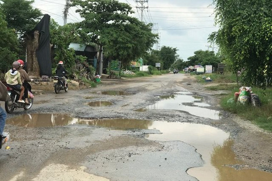 Đường trung tâm thị trấn Thuận Nam, huyện Hàm Thuận Nam: Xúc tiến đầu tư cuối năm nay