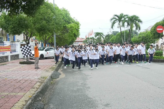 Đức Linh: Giải Việt dã gây quỹ học bổng cho học sinh khó khăn 