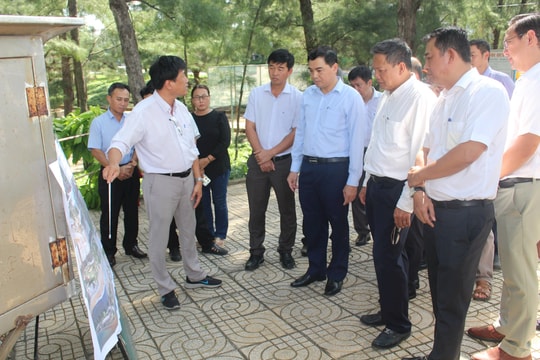 Bí thư Tỉnh ủy khảo sát thực tế chỉnh trang khuôn viên Tháp nước, Công viên Đồi Dương