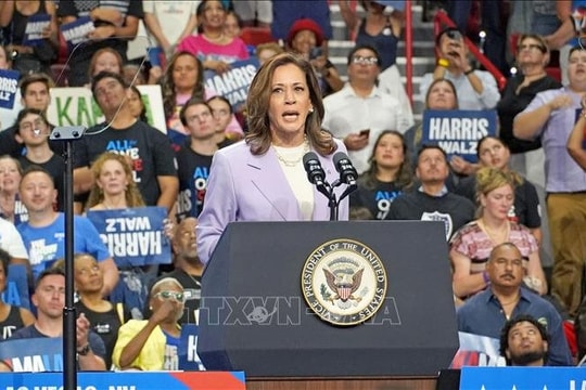 Bầu cử Mỹ: Bà Kamala Harris nới rộng khoảng cách so với ông Donald Trump