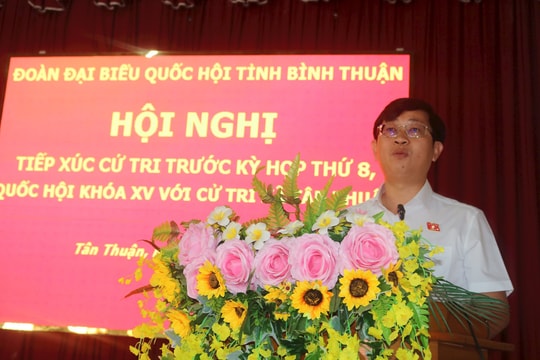 Đoàn đại biểu Quốc hội tỉnh Bình Thuận tiếp xúc cử tri xã Tân Thuận:
Cử tri kiến nghị đầu tư kết cấu hạ tầng cho địa phương
(Gửi BTO)

