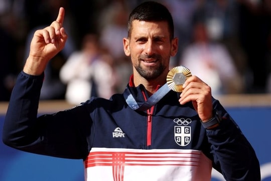 Djokovic: “Gừng càng già càng cay”