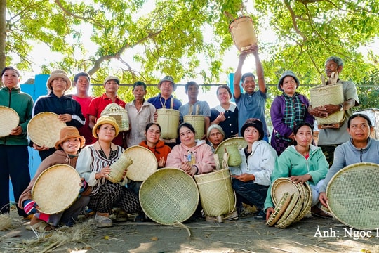 Đồng bào các DTTS Hàm Thuận Bắc: Nỗ lực trong lao động, đoàn kết vươn lên trong cuộc sống