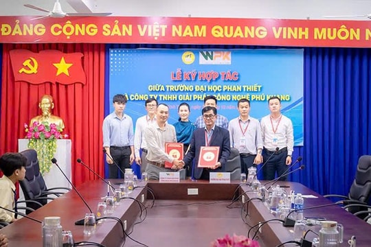 Ký kết thỏa thuận hợp tác giữa UPT và Công ty Phú Khang